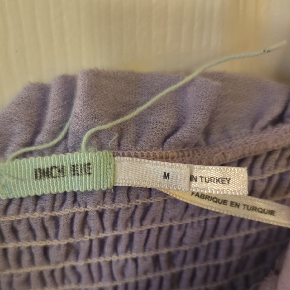 Lavender Ruffle Crop Top - Picture 3 of 4